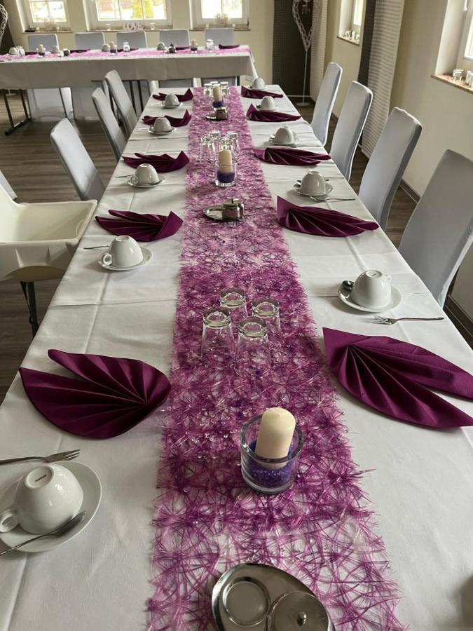 科拉尼克斯博格餐厅酒店 沃尔特斯多夫 外观 照片